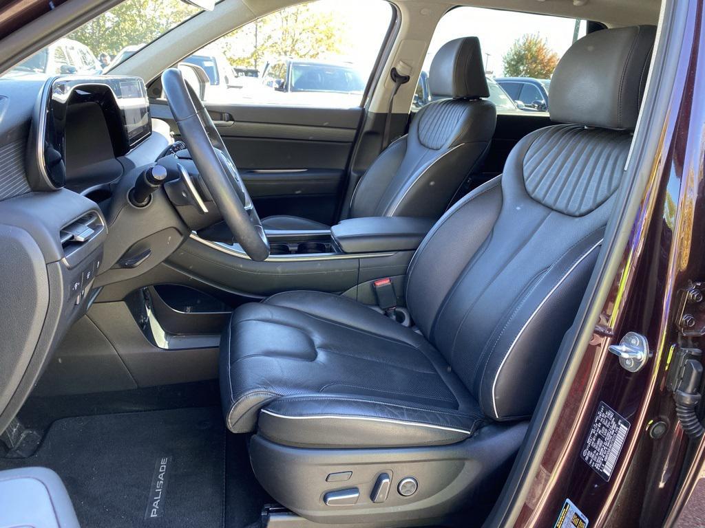 used 2024 Hyundai Palisade car, priced at $37,589