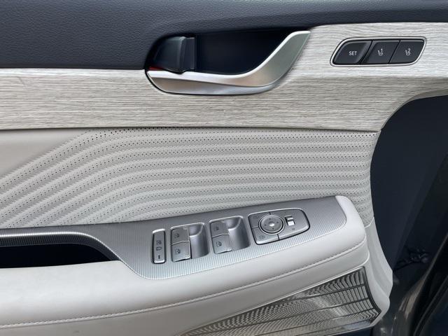 used 2025 Hyundai Palisade car, priced at $48,312