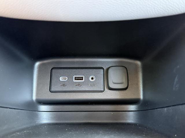 used 2022 Chevrolet Equinox car, priced at $20,589