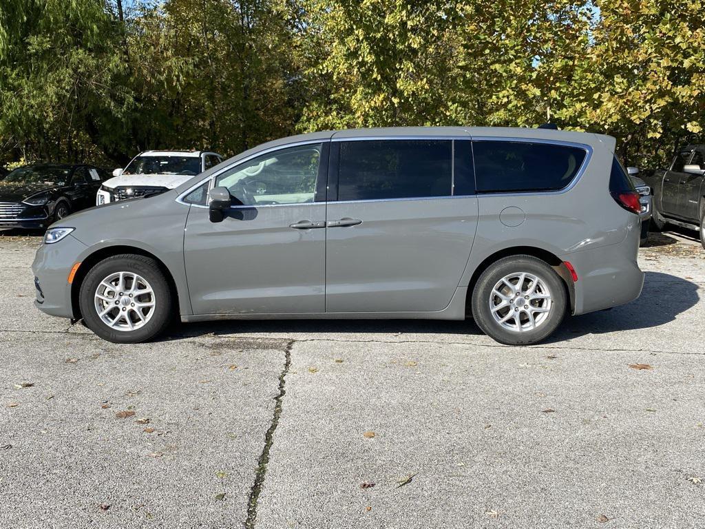 used 2023 Chrysler Pacifica car, priced at $28,489