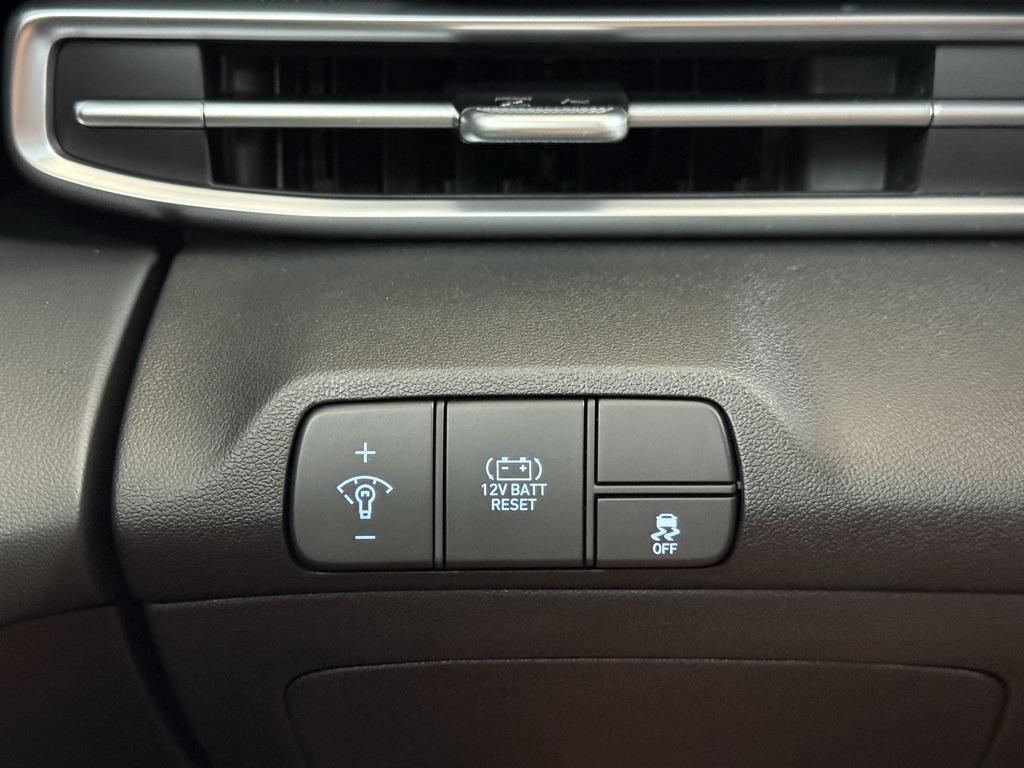 new 2025 Hyundai ELANTRA HEV car, priced at $24,192