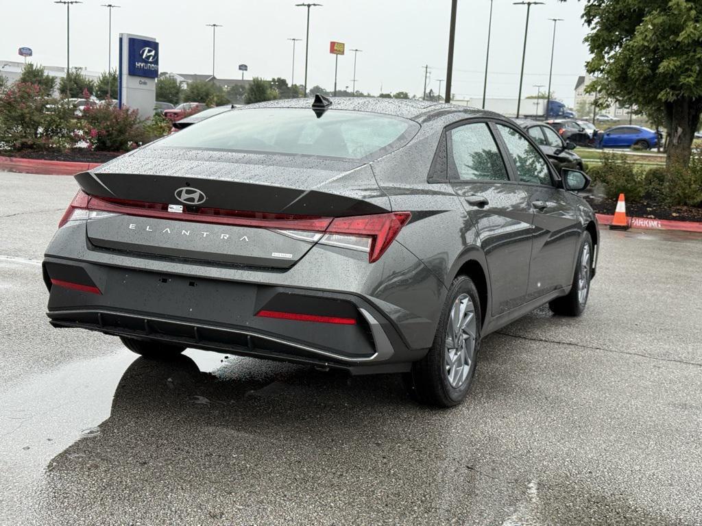 new 2025 Hyundai ELANTRA HEV car, priced at $24,192