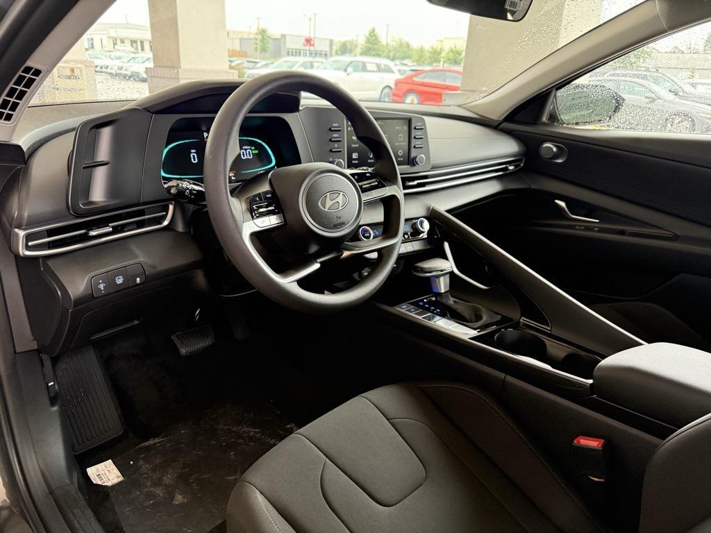 new 2025 Hyundai ELANTRA HEV car, priced at $24,192