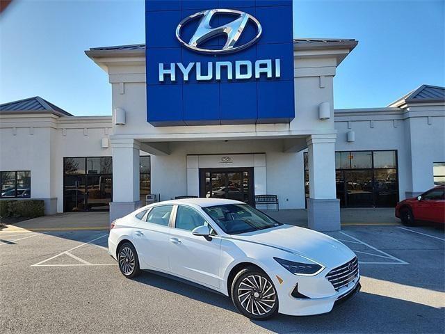 new 2023 Hyundai Sonata Hybrid car, priced at $29,658