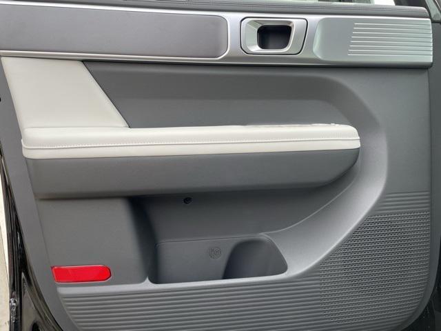new 2025 Hyundai Santa Fe car, priced at $37,025