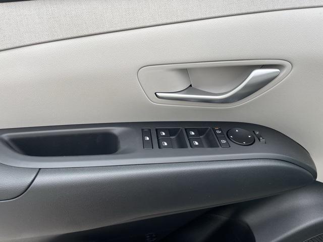 new 2025 Hyundai TUCSON Hybrid car, priced at $36,583