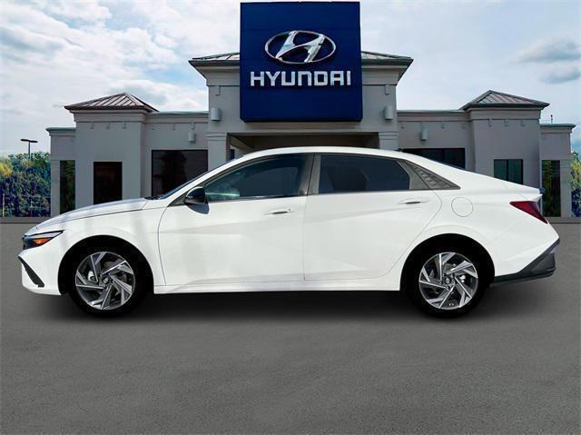 new 2025 Hyundai Elantra car, priced at $25,135