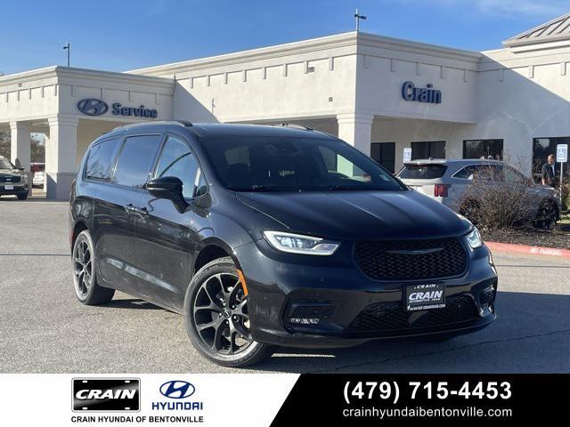 used 2021 Chrysler Pacifica car, priced at $30,089