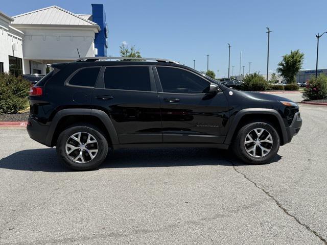 used 2018 Jeep Cherokee car, priced at $16,299