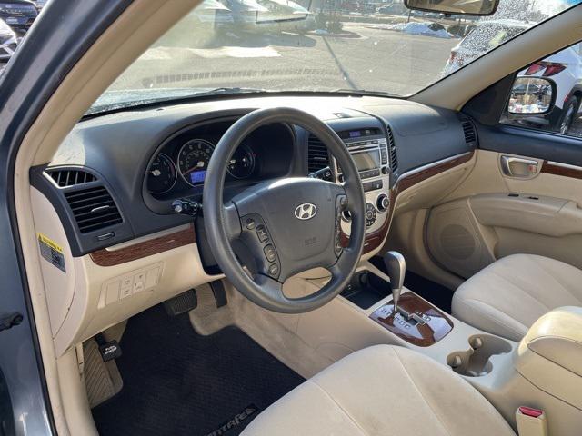 used 2009 Hyundai Santa Fe car, priced at $7,500