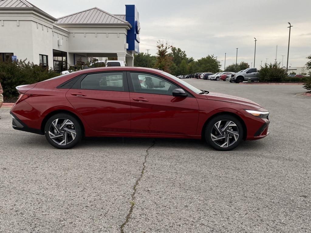 new 2025 Hyundai Elantra car, priced at $24,226