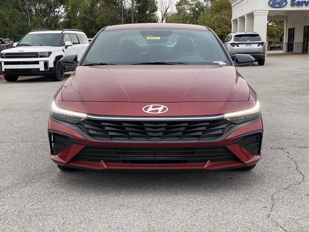 new 2025 Hyundai Elantra car, priced at $24,226