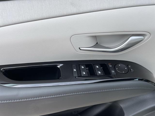 new 2025 Hyundai Tucson car, priced at $39,527