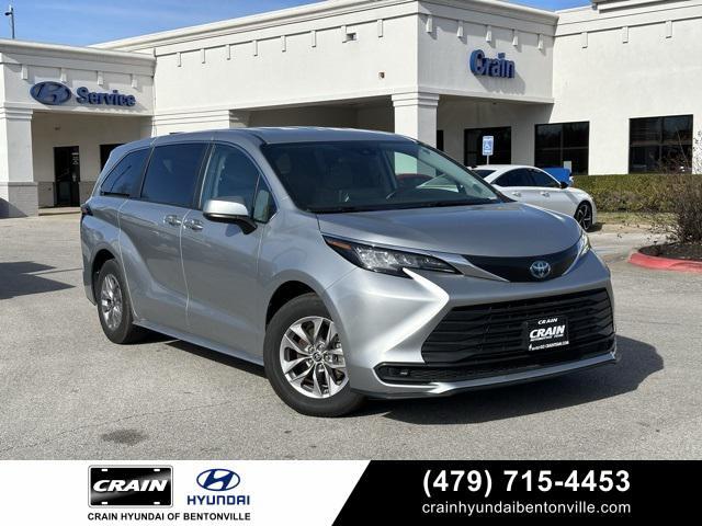 used 2023 Toyota Sienna car, priced at $38,889