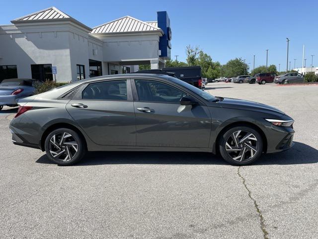 new 2025 Hyundai Elantra car, priced at $23,089