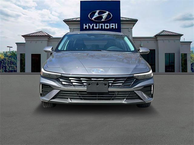 new 2024 Hyundai Elantra HEV car, priced at $23,981