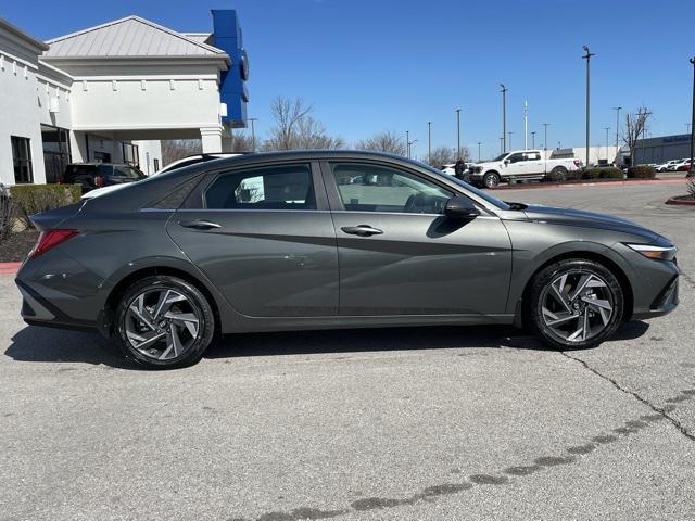 new 2025 Hyundai Elantra car, priced at $28,793