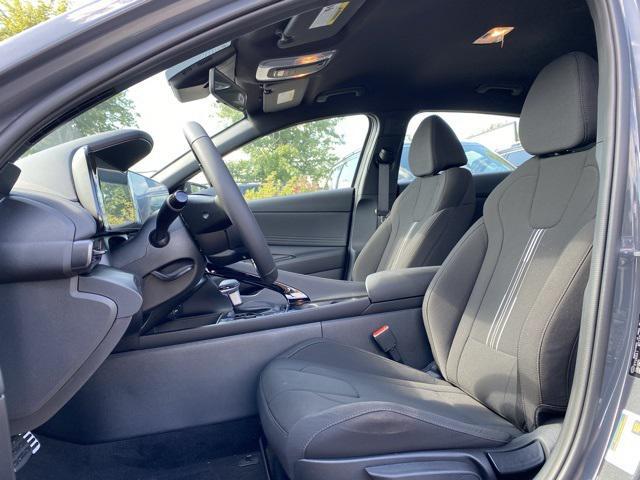 new 2025 Hyundai ELANTRA HEV car, priced at $25,175