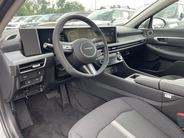 new 2025 Hyundai Sonata car, priced at $30,520