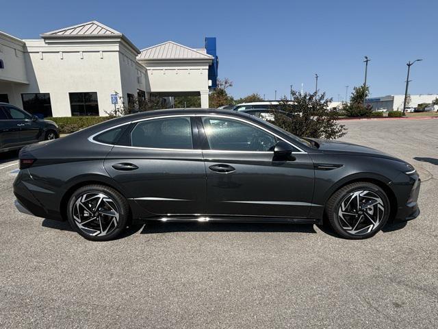 new 2024 Hyundai Sonata car, priced at $29,180