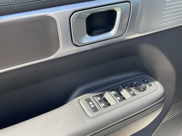 new 2025 Hyundai Santa Fe car, priced at $36,093