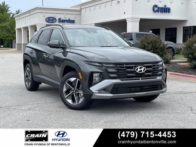 new 2025 Hyundai TUCSON Hybrid car, priced at $41,144