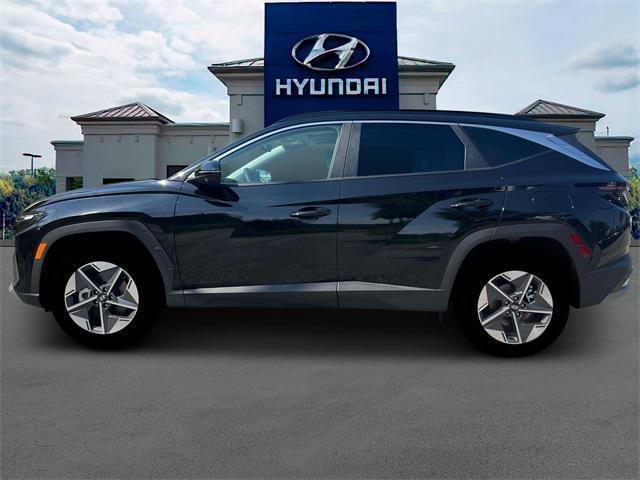 new 2025 Hyundai TUCSON Hybrid car, priced at $36,583