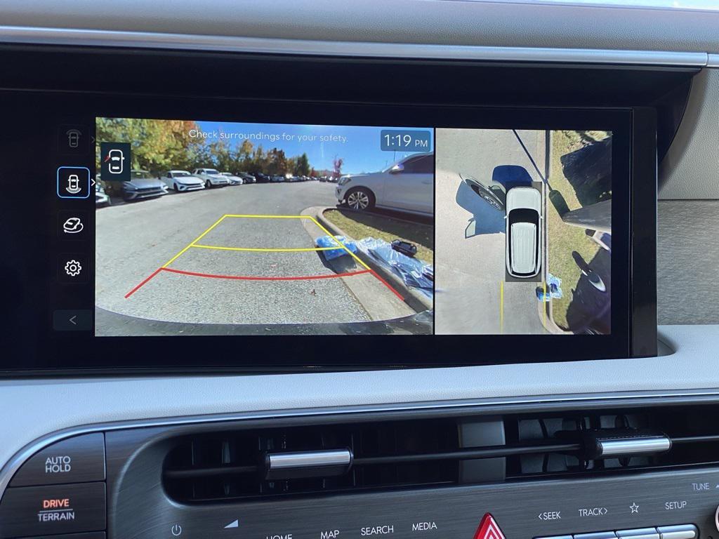 new 2026 Hyundai Palisade Hybrid car, priced at $53,881