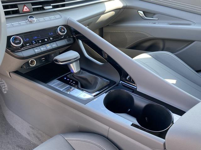 new 2025 Hyundai ELANTRA HEV car, priced at $25,661