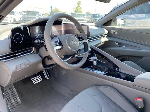 new 2025 Hyundai ELANTRA HEV car, priced at $25,661