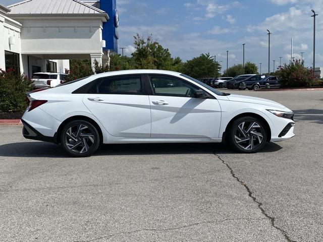 new 2025 Hyundai ELANTRA HEV car, priced at $25,661
