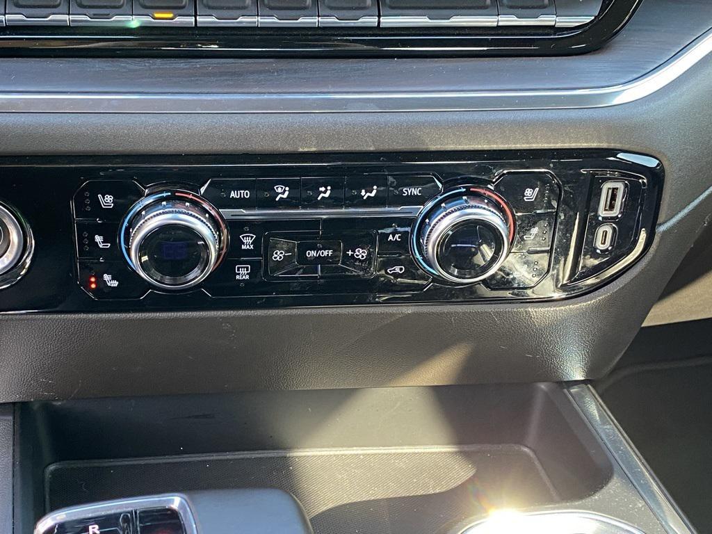 used 2023 GMC Sierra 1500 car, priced at $36,000