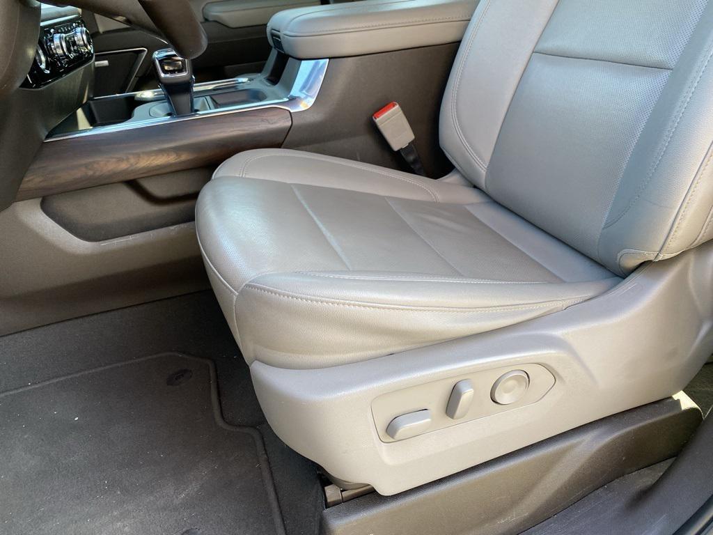 used 2023 GMC Sierra 1500 car, priced at $36,000