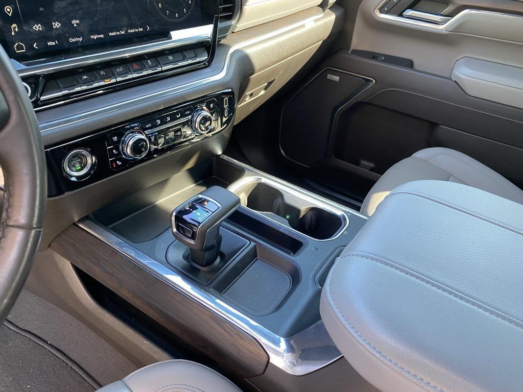 used 2023 GMC Sierra 1500 car, priced at $36,000