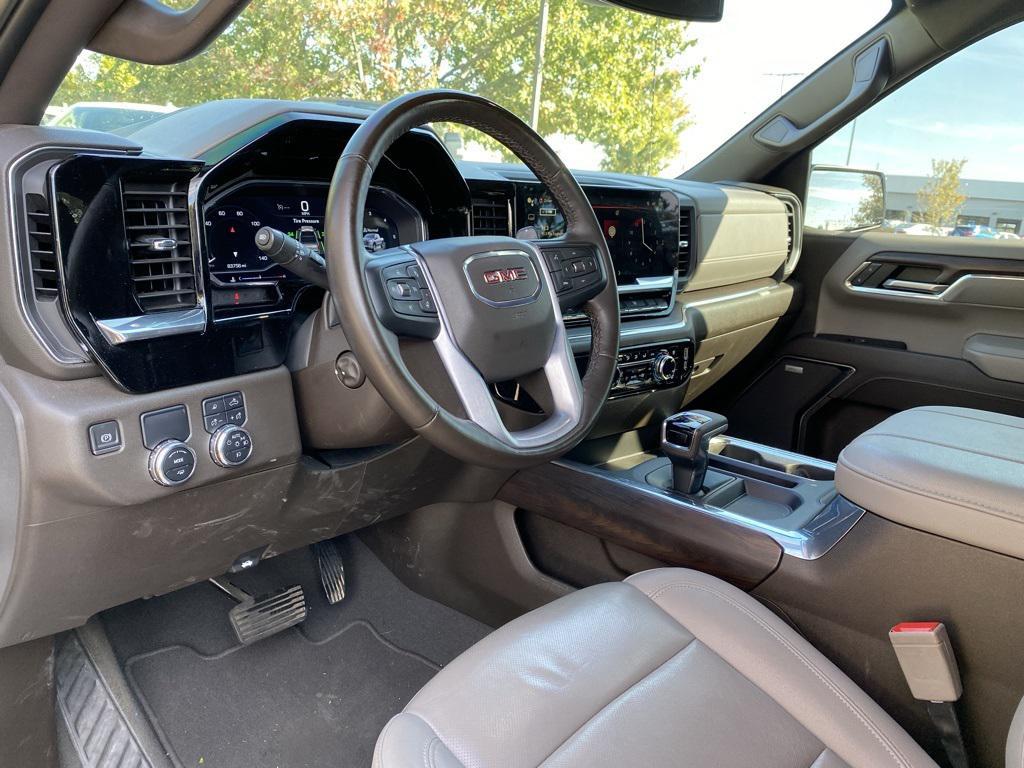 used 2023 GMC Sierra 1500 car, priced at $36,000
