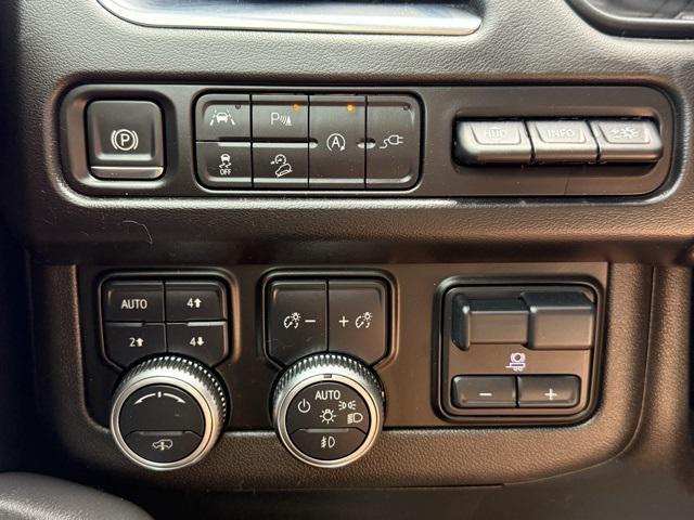 used 2021 GMC Yukon car, priced at $49,789