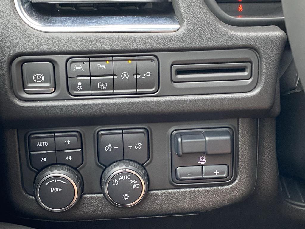 used 2022 Chevrolet Tahoe car, priced at $47,489