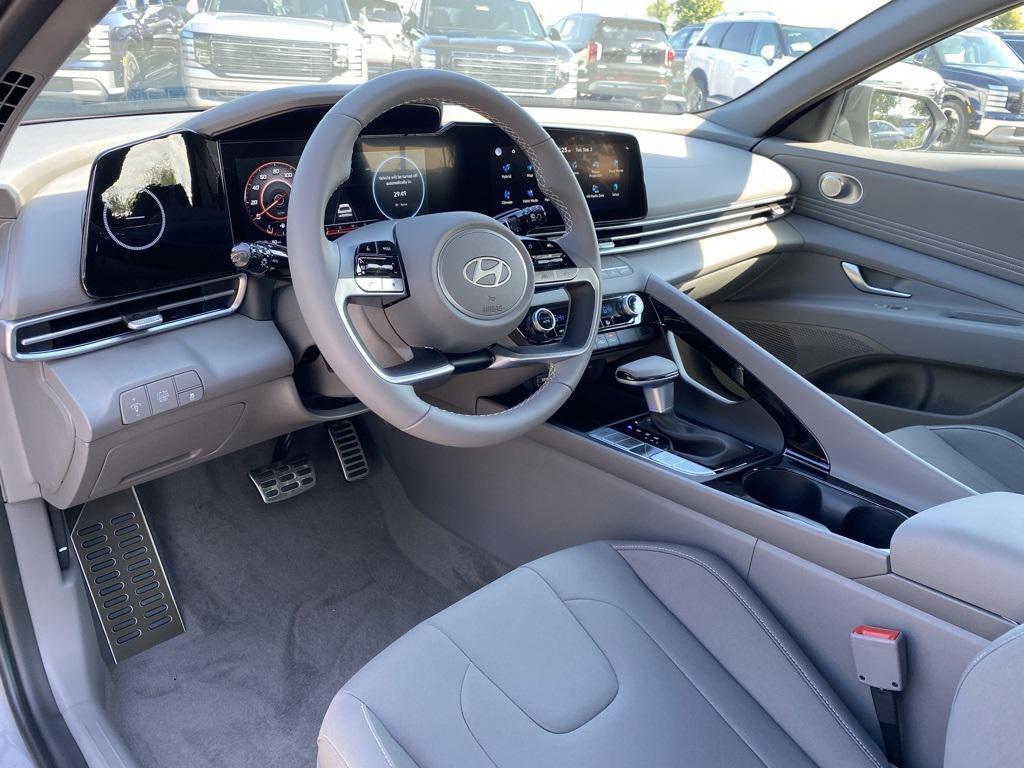 new 2025 Hyundai ELANTRA HEV car, priced at $25,183