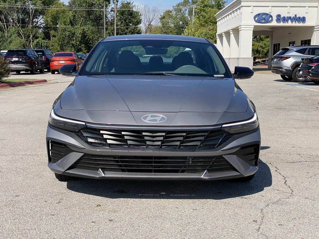 new 2025 Hyundai ELANTRA HEV car, priced at $25,183