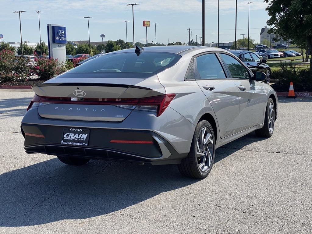 new 2025 Hyundai ELANTRA HEV car, priced at $25,183