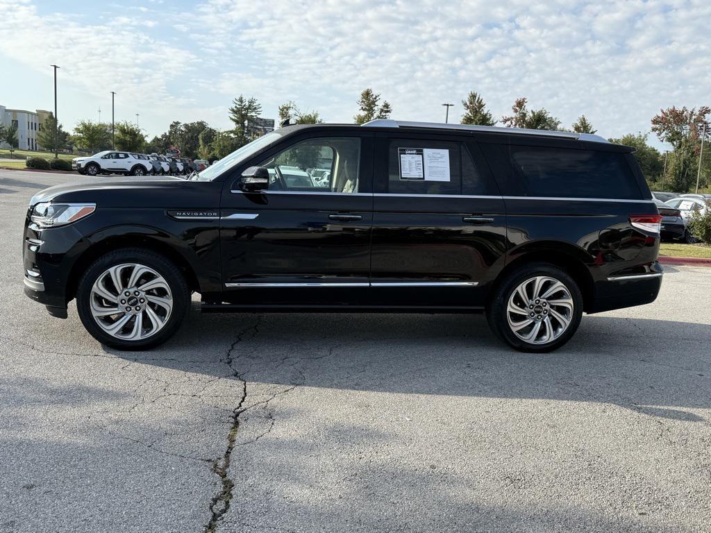 used 2024 Lincoln Navigator car, priced at $74,489