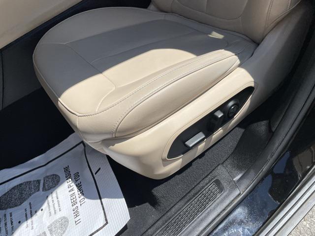 used 2024 Jeep Grand Cherokee L car, priced at $38,689