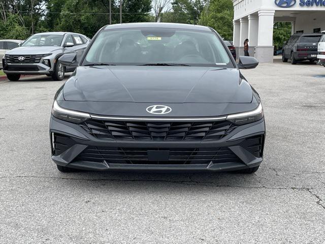 new 2025 Hyundai Elantra car, priced at $25,616
