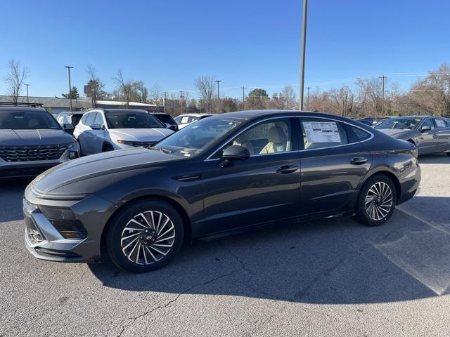 new 2024 Hyundai Sonata Hybrid car, priced at $36,184