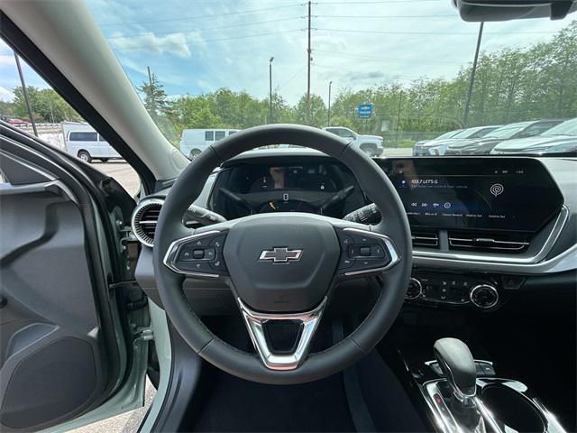 new 2025 Chevrolet Trax car, priced at $26,840
