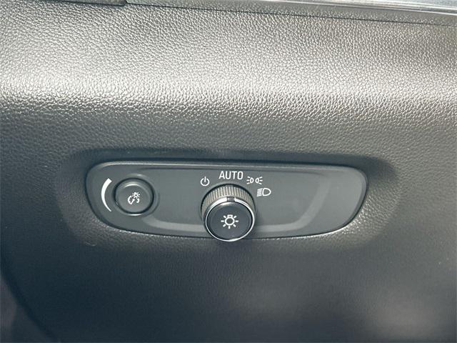 used 2022 Chevrolet Traverse car, priced at $42,245