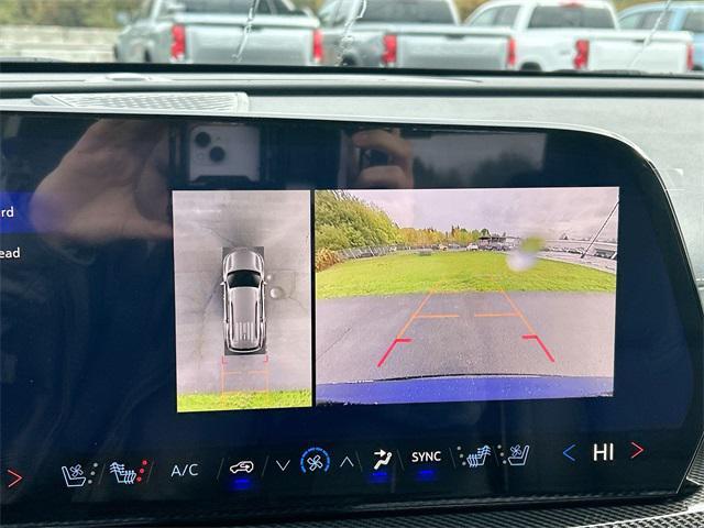 new 2026 Chevrolet Traverse car, priced at $63,340