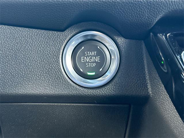 new 2026 Chevrolet Traverse car, priced at $48,530