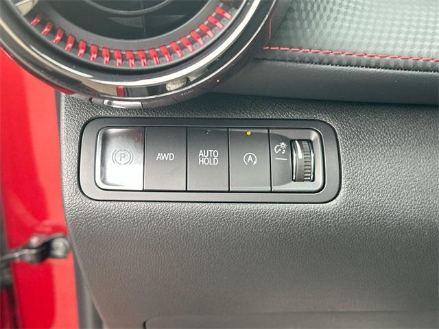 new 2025 Chevrolet Equinox car, priced at $38,335