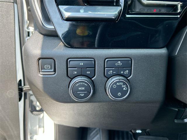 used 2024 Chevrolet Silverado 2500 car, priced at $60,107